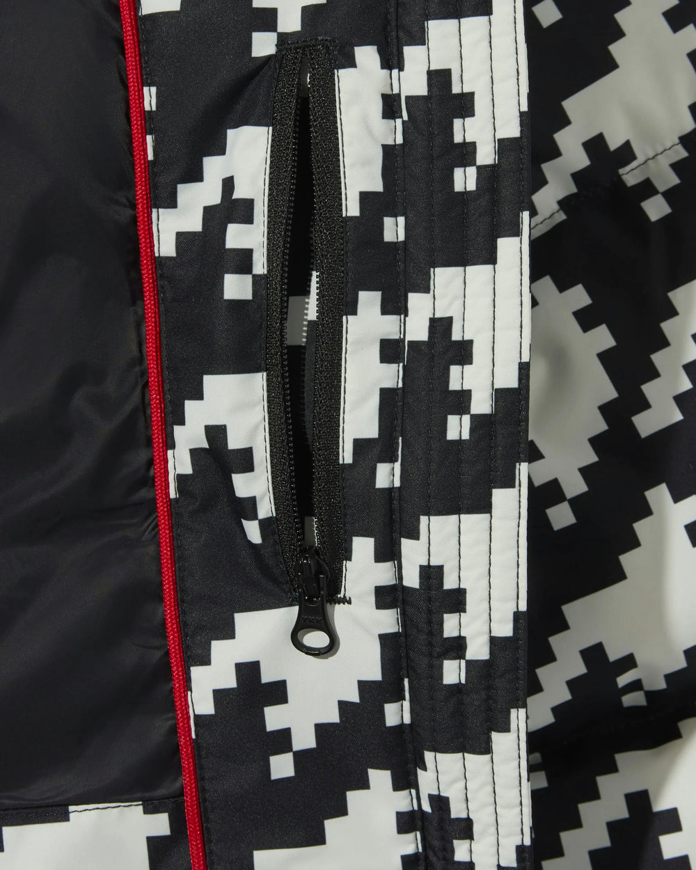 Black & White - Houndstooth Print