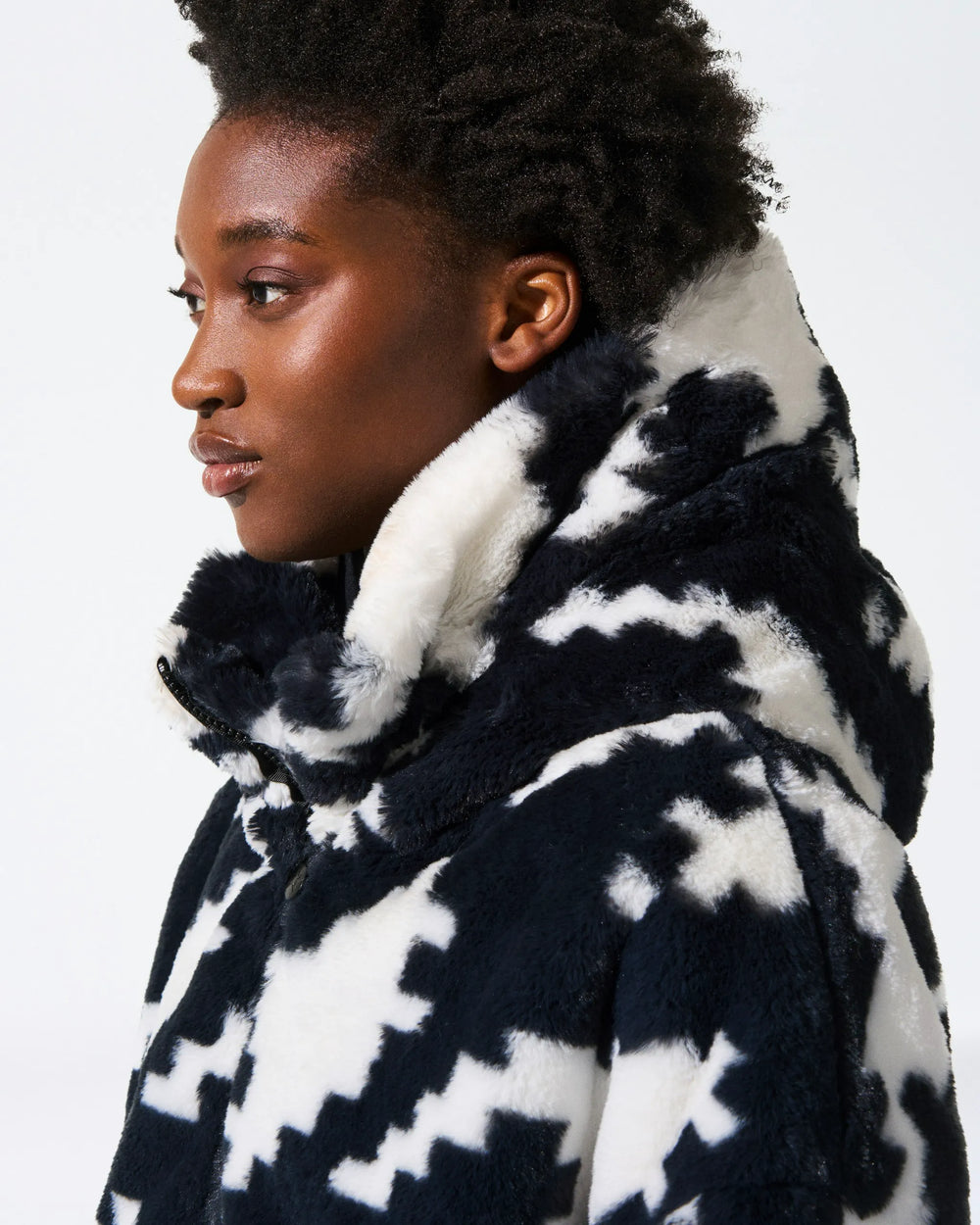 Black & White - Houndstooth Print