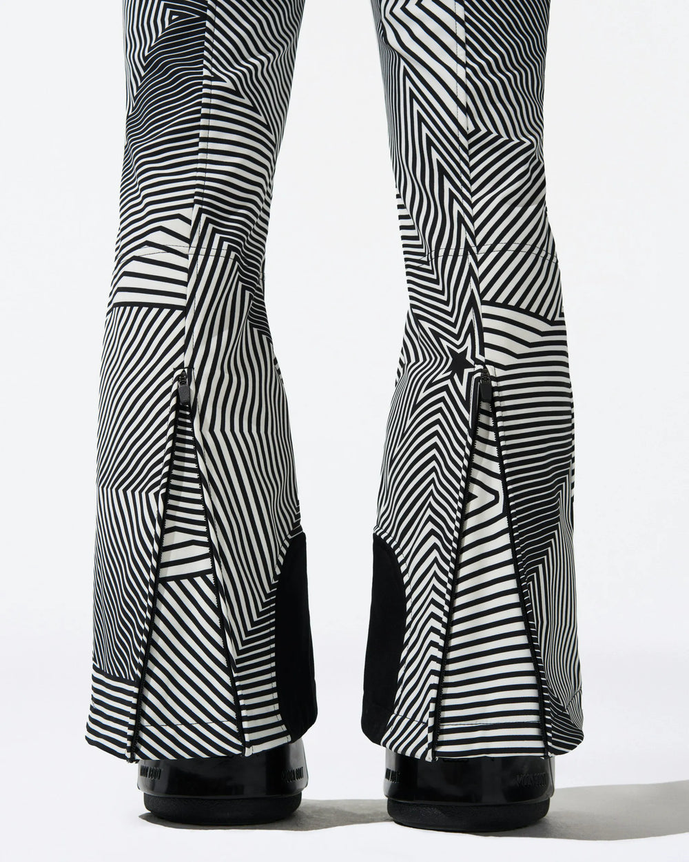 Warped Star Print