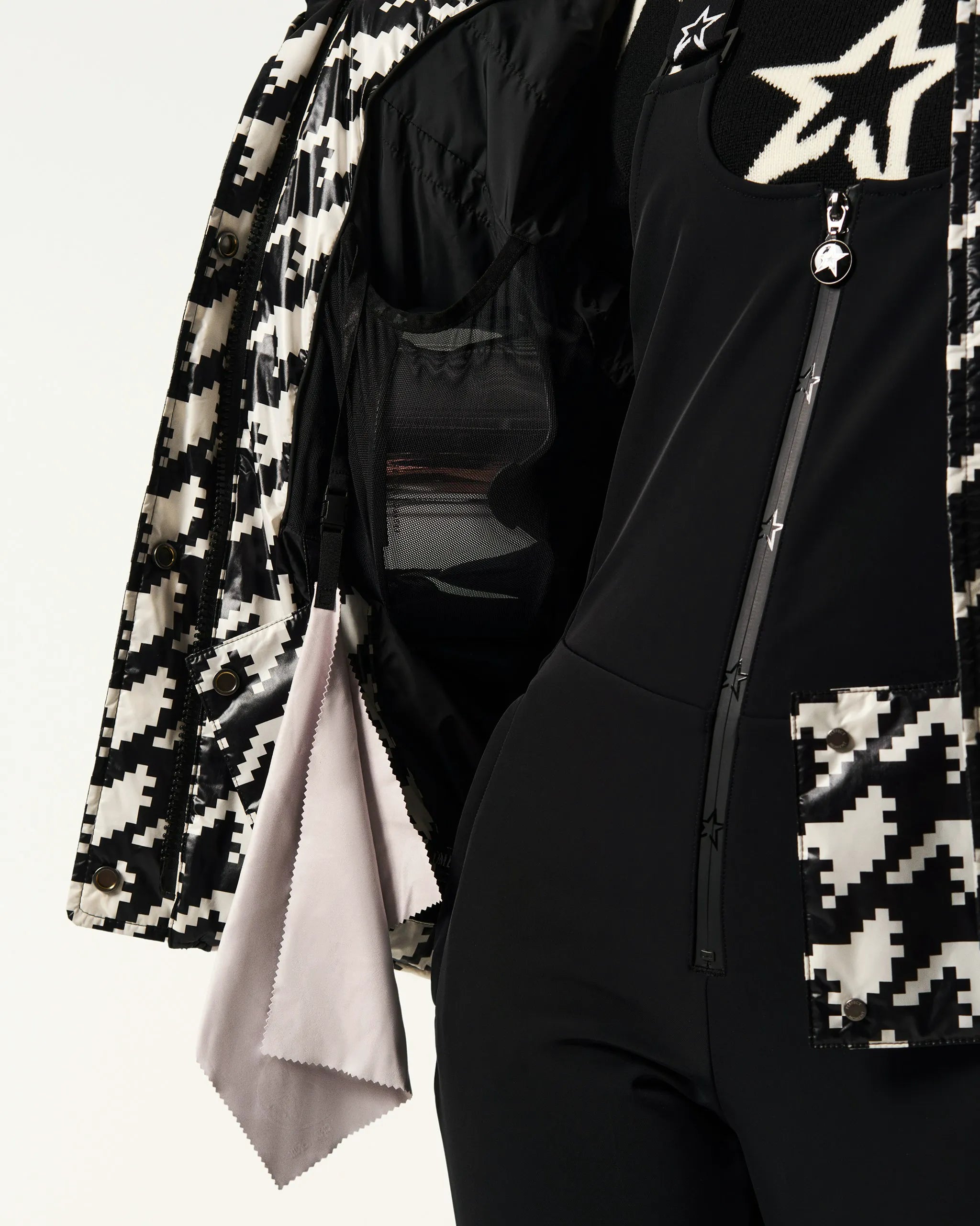 Black & White - Houndstooth Print