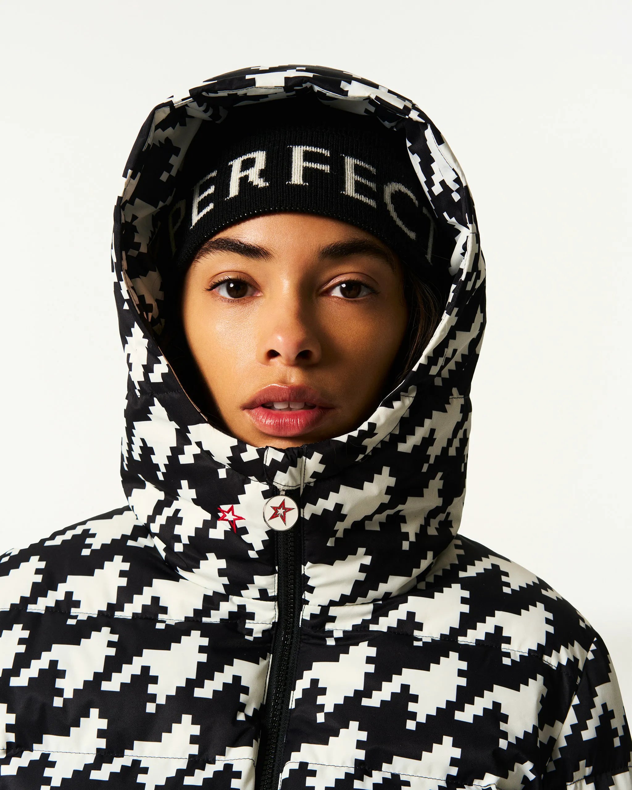 Black & White - Houndstooth Print