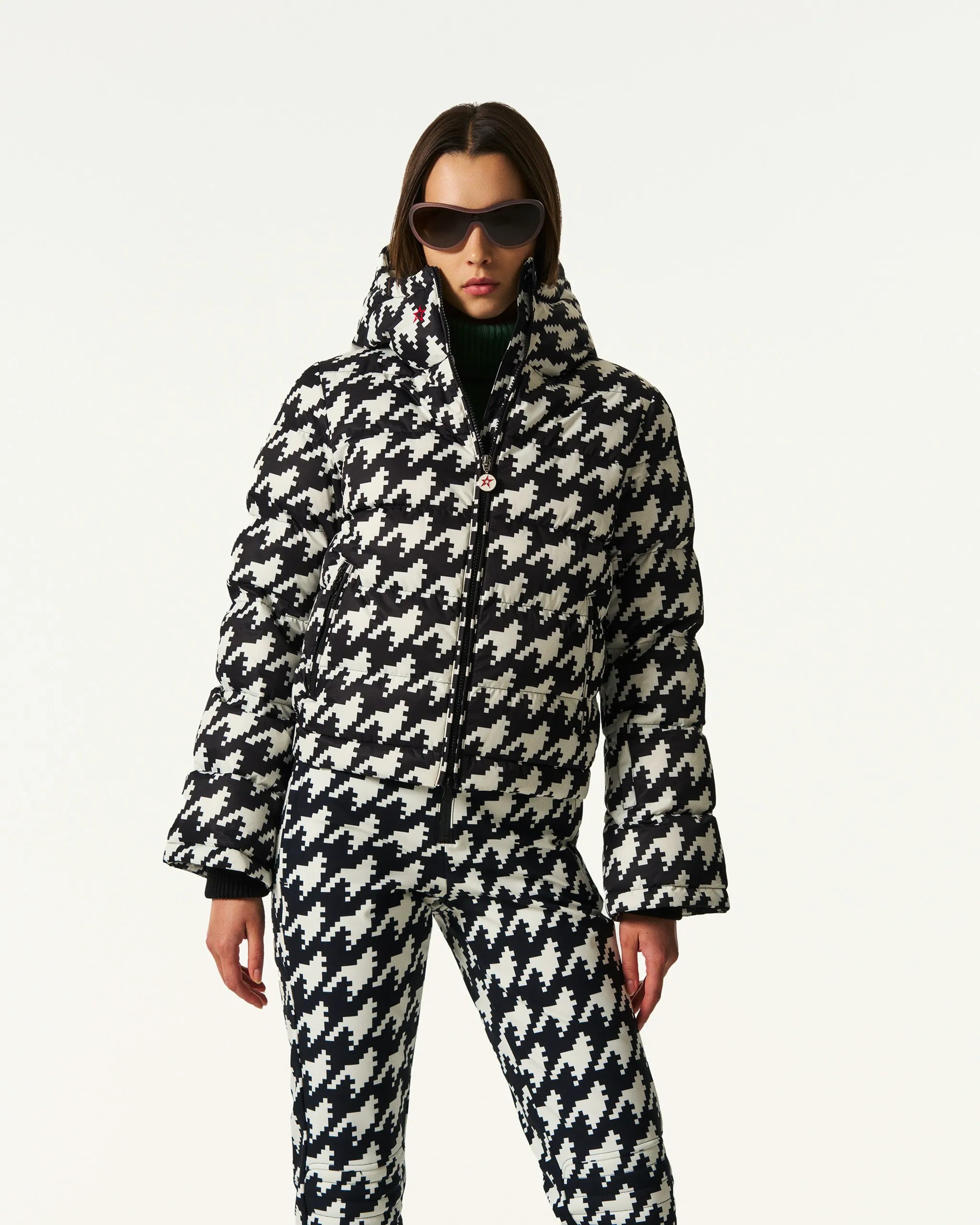 Black & White - Houndstooth Print