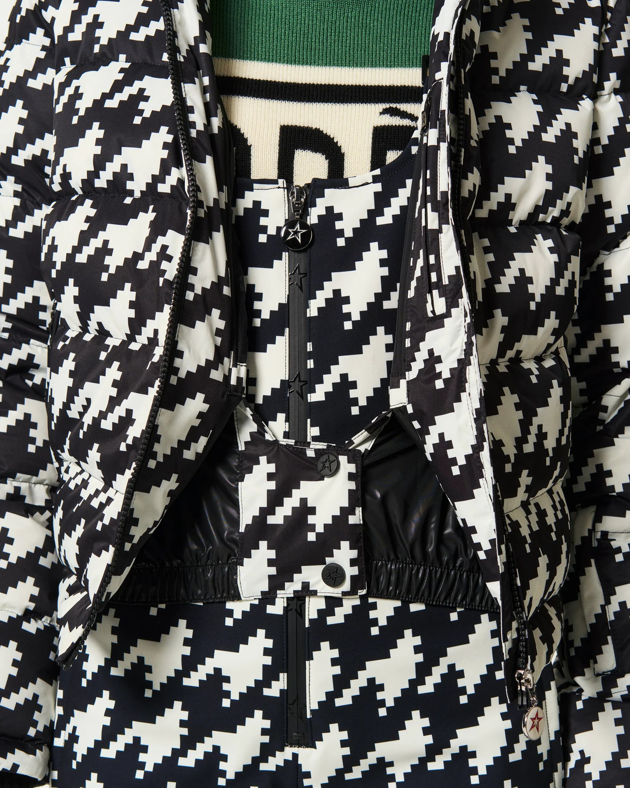 Black & White - Houndstooth Print