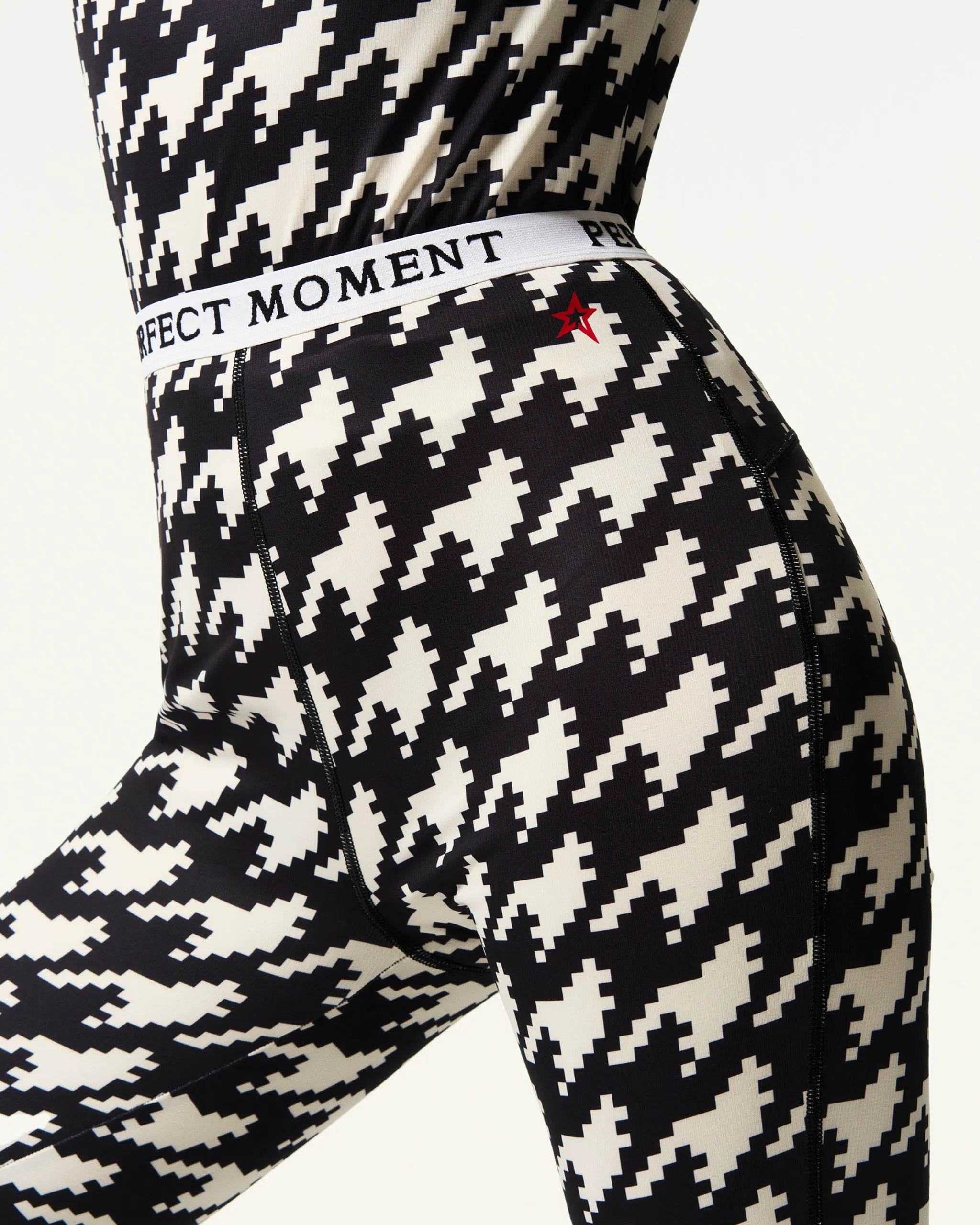 Black & White - Houndstooth Print