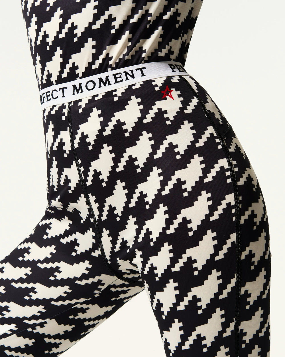 Black & White - Houndstooth Print